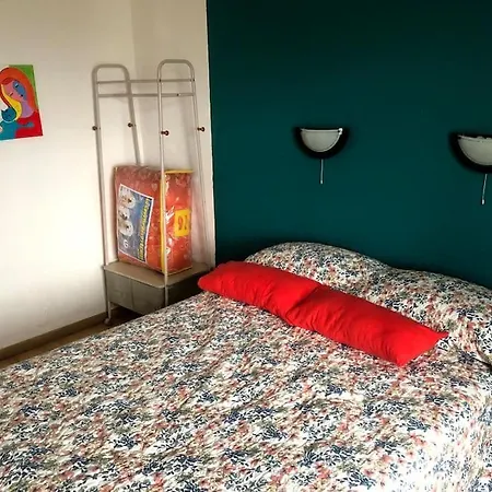 Location De Chambres, Sejour Pres Des Grands Buffets Rum i privatbostad