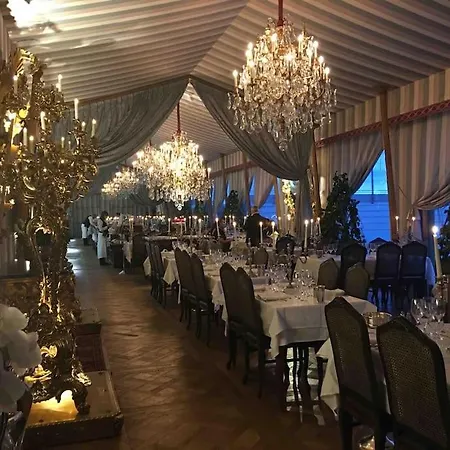 Grands Buffets